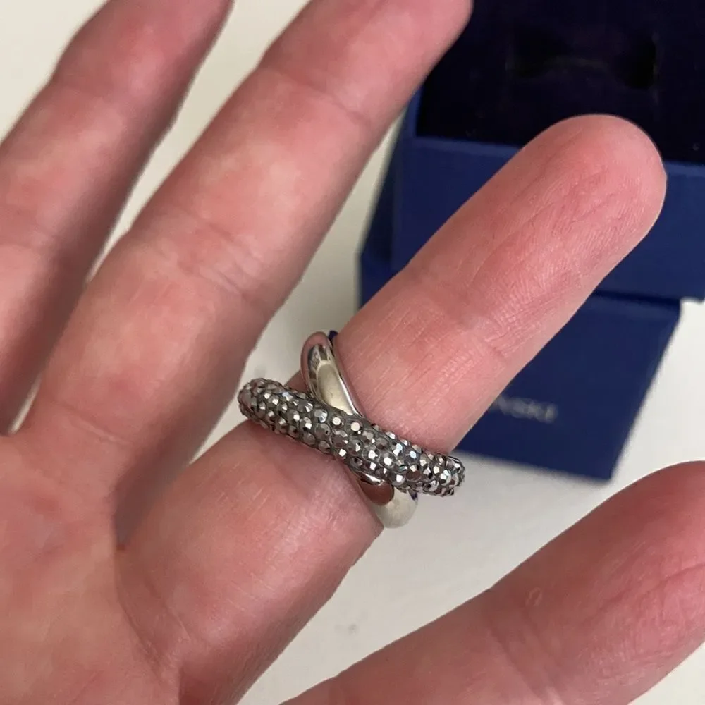 Swarovski Crystal Dust Cross Cry Ring